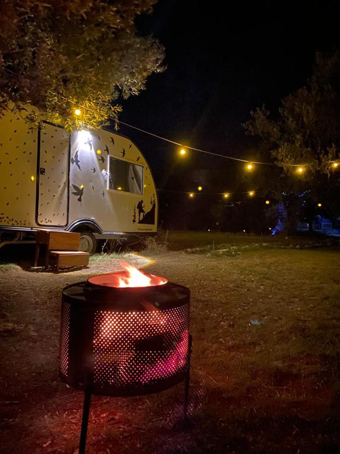 Bademli Caravan Garden Dikili Bagian luar foto